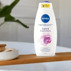 Care & Cashmere żel pod prysznic i płyn do kąpieli 2w1 750ml