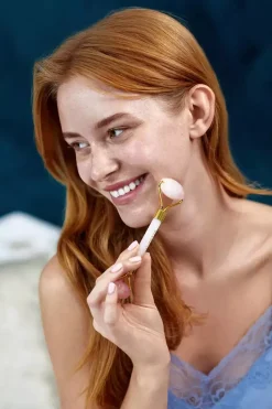 Rose Quartz Roller Wałeczek do masażu twarzy z różowego kwarcu