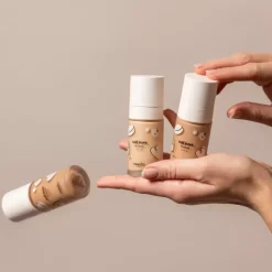 Self Love. BB Cream krem BB Sunny Beige + BLEND IT Sponge gąbka do makijażu MARBLE Juicy Yellow